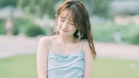 男子地铁被诬偷拍3次脱鞋证清白